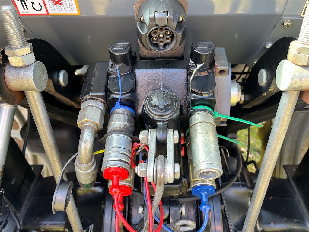 massey ferguson 4335 4 – 79 ch – 2002 – 3 876 h