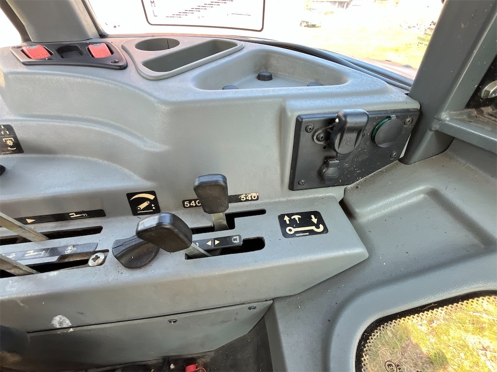 massey ferguson 4335 4 – 79 ch – 2002 – 3 876 h