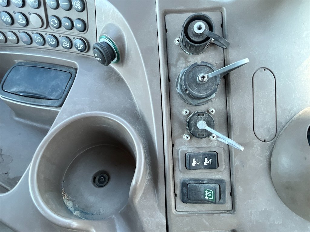 john deere 6190r l001 220 ch 2014 7 029 h