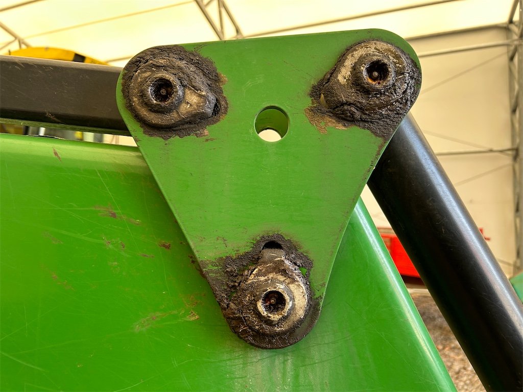 john deere 6125r – 145 ch – 2013 – 5 398 h – chargeur trima +5.1p