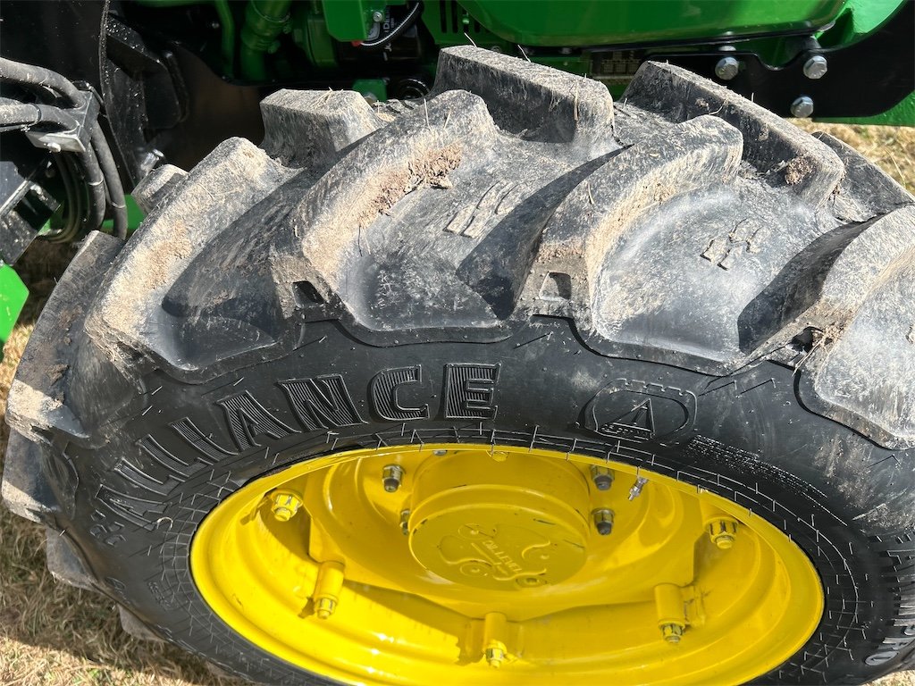 john deere 5058 e – 61 ch – 2022 – 272 h