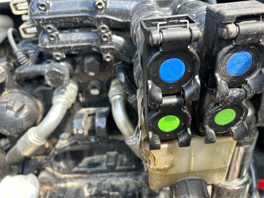 new holland ts 100a 4wd 101 ch 1 316 h 2005