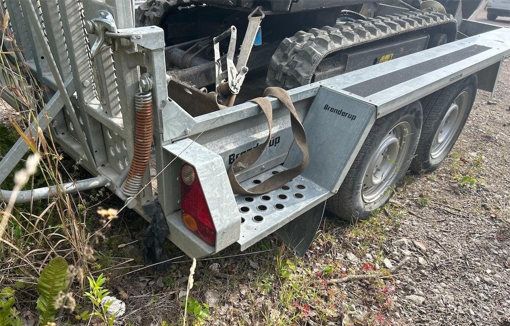 volvo ec18e + remorque brenderup mt3080 – 1t8 – 637 h – 2019