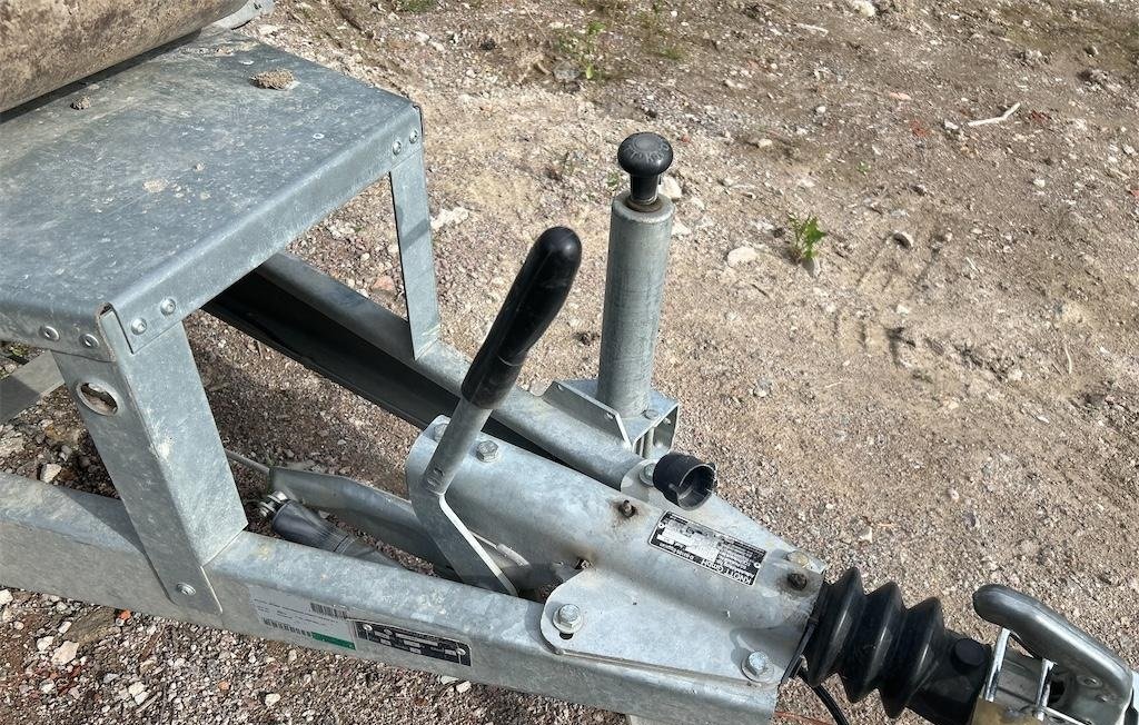 volvo ec18e + remorque brenderup mt3080 – 1t8 – 637 h – 2019