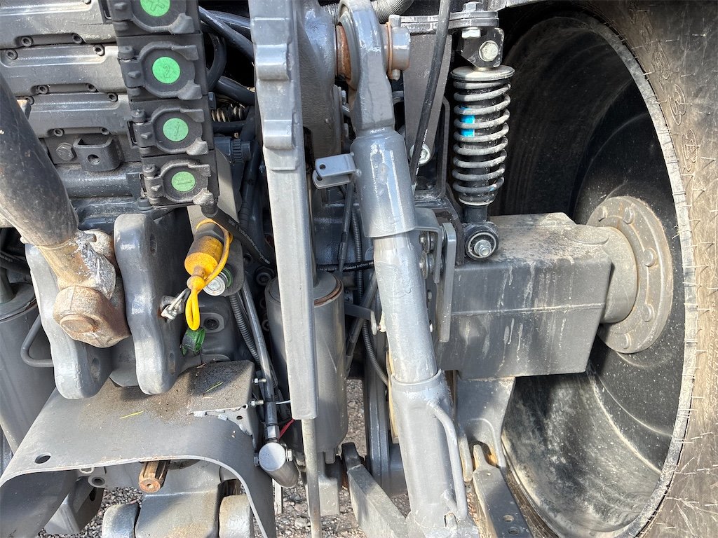 valtra n163 – série n – 117 kw (159 ch) – 2 650 h – 2014