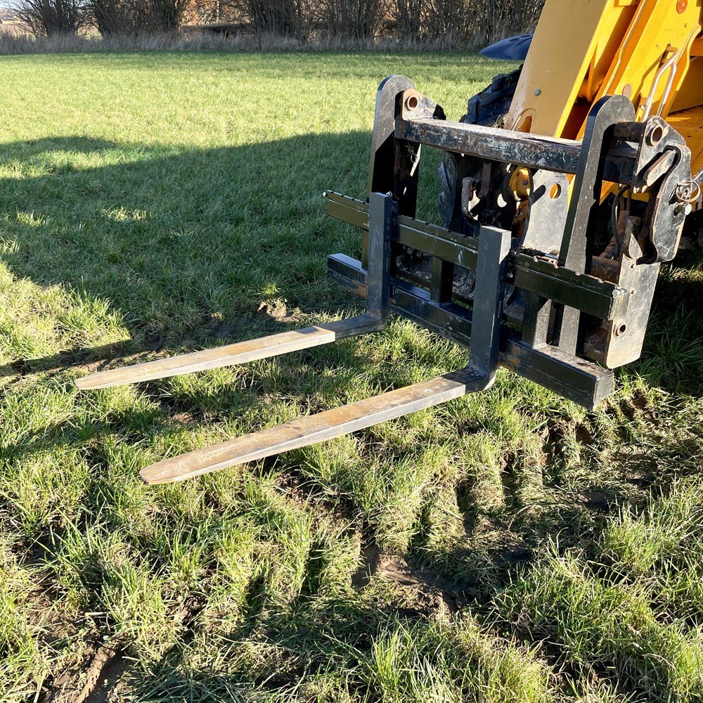 jcb 531 70 – 7 m – 2 179 h – 2010