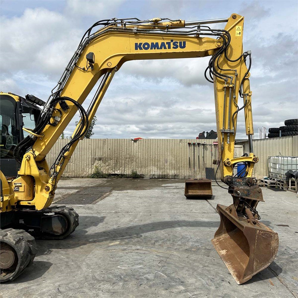 komatsu pc88mr 8 8t8 5 250 h 2014