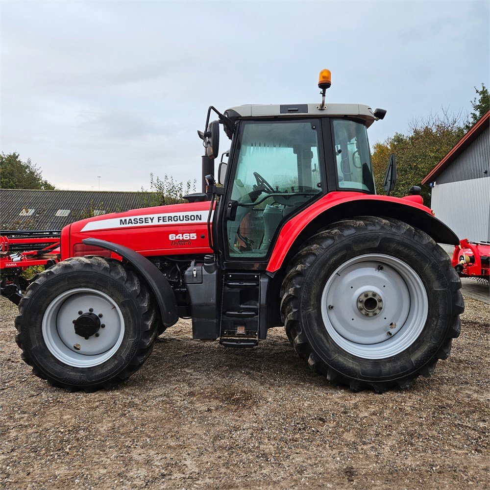 massey ferguson 6465 dyna 6 – 120 ch – 8 053 h – 2006