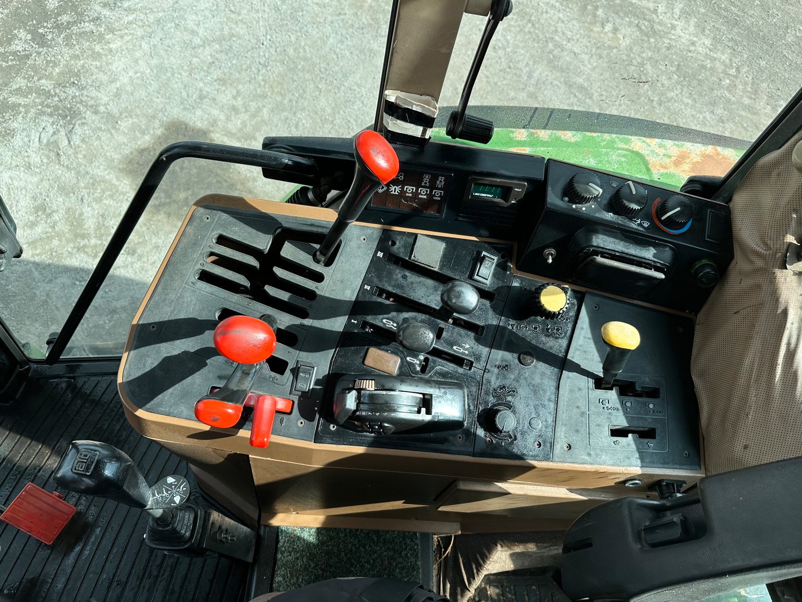 john deere 6300 90 ch 7 600 h 1993