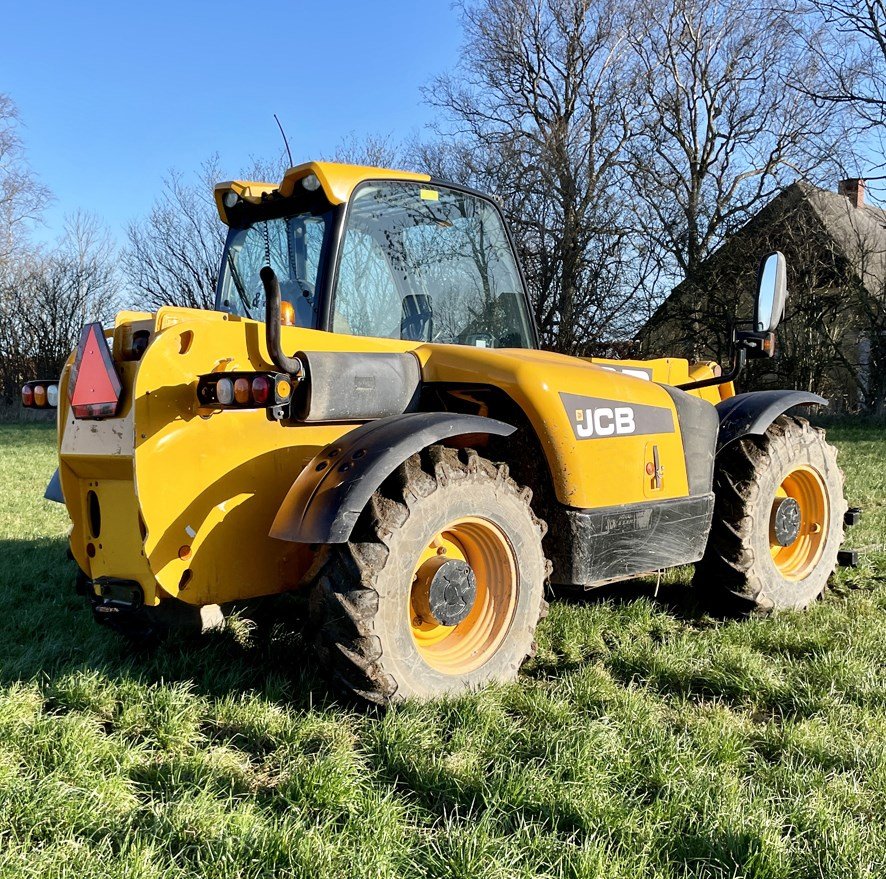 jcb 531 70 – 7 m – 2 179 h – 2010