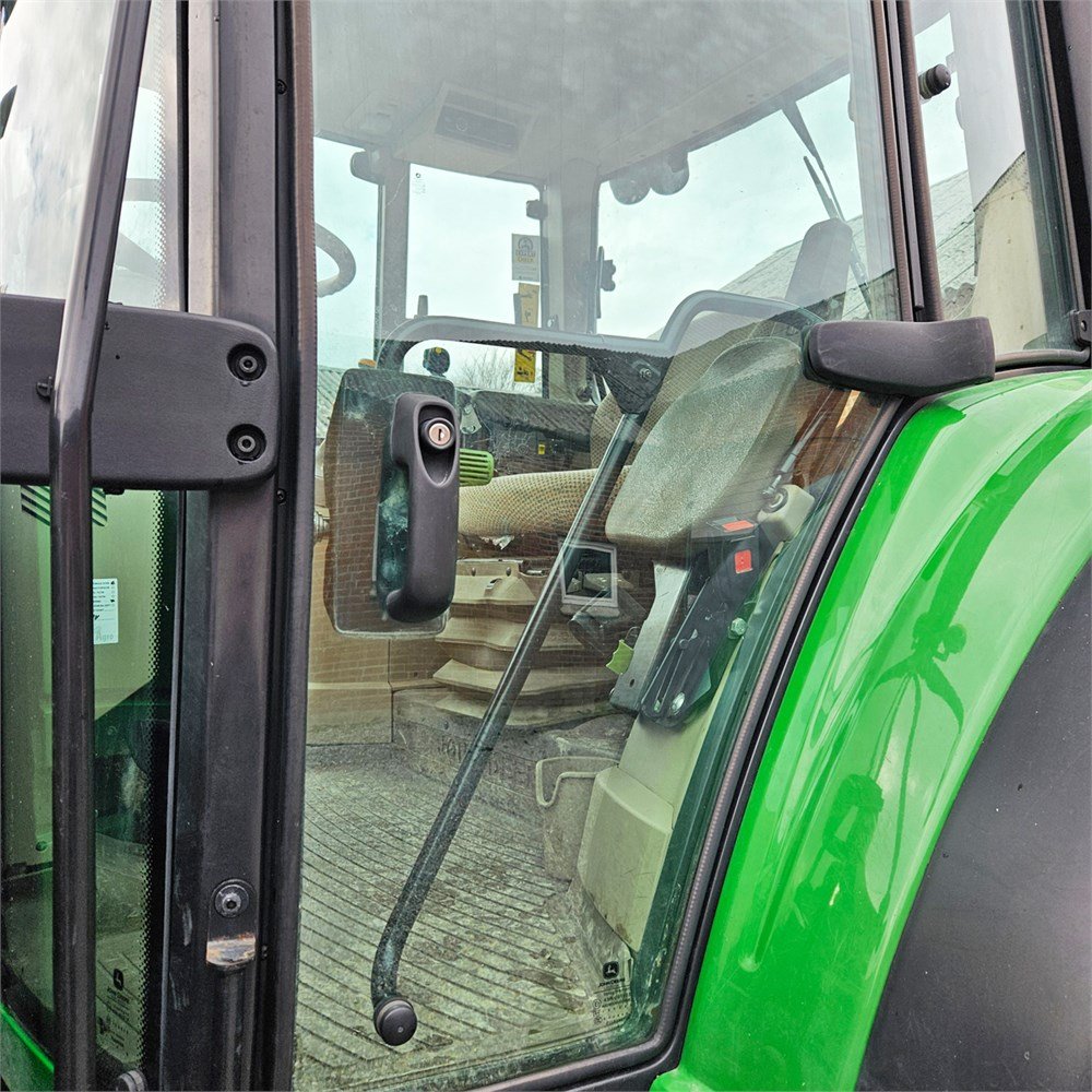 john deere 6155m – 155 ch – 2018 – 2 975 h + chargeur frontal stoltz profil fz 43