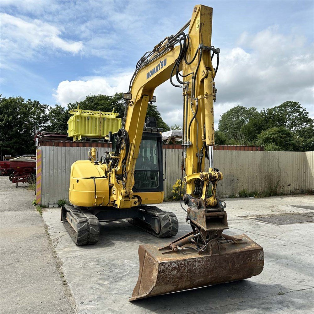 komatsu pc88mr 8 8t8 5 250 h 2014