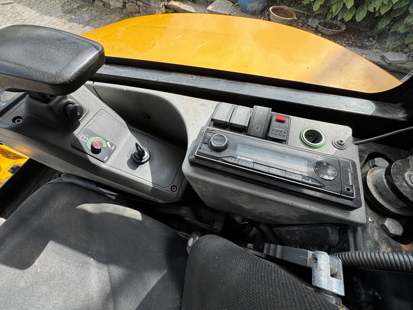 caterpillar 302.7 2t7 5 786 h 2016