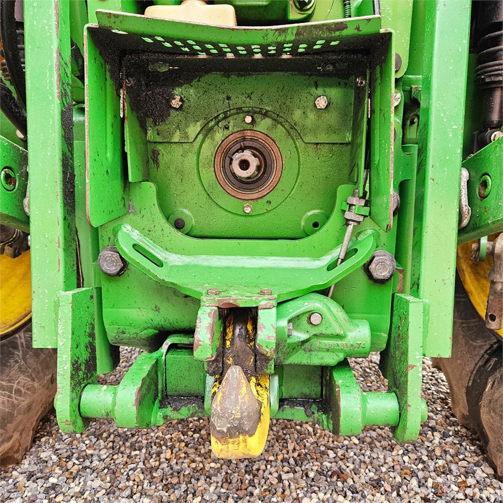 john deere 6155m – 155 ch – 2018 – 2 975 h + chargeur frontal stoltz profil fz 43