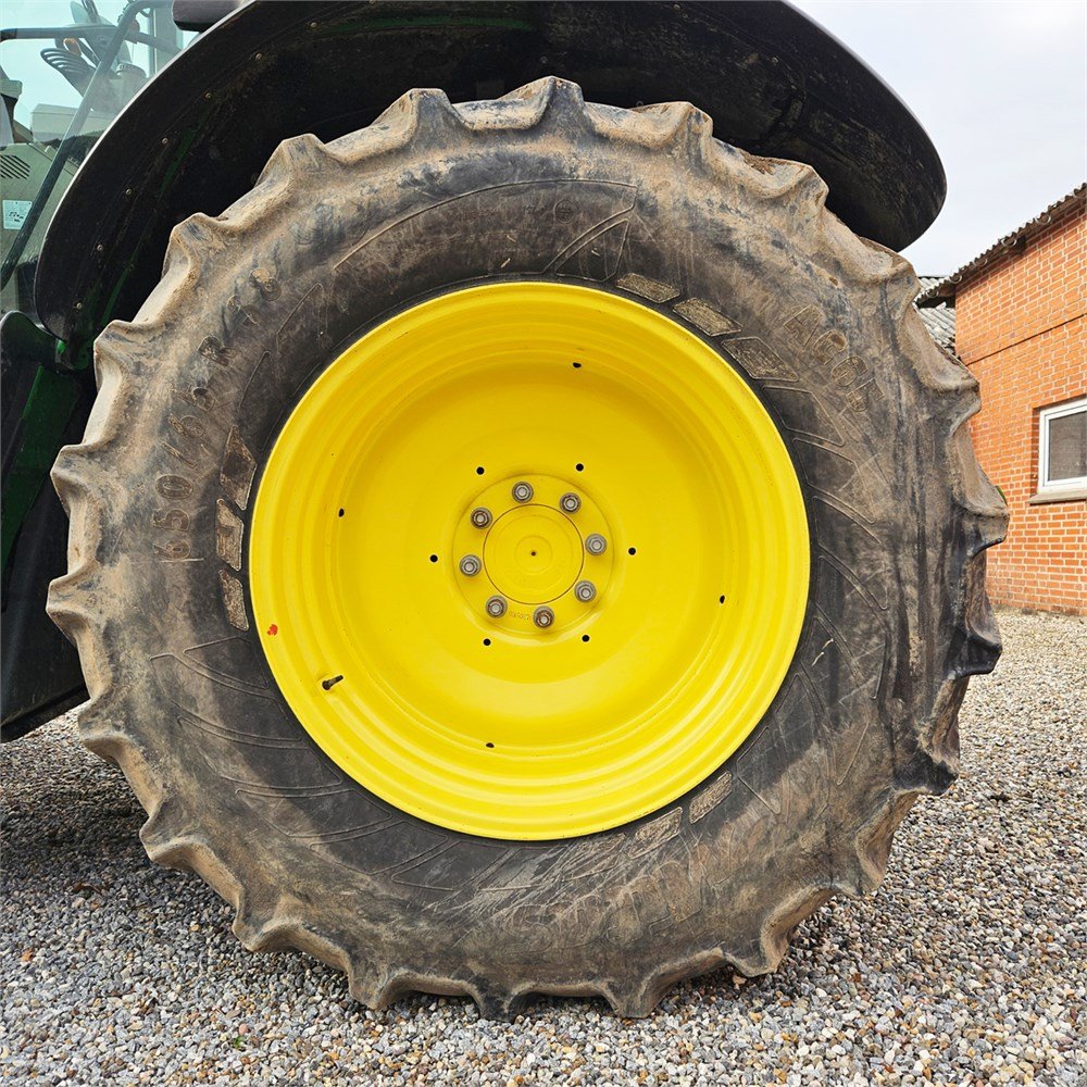 john deere 6155m – 155 ch – 2018 – 2 975 h + chargeur frontal stoltz profil fz 43