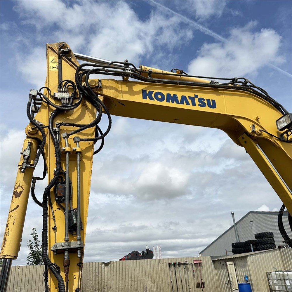 komatsu pc88mr 8 8t8 5 250 h 2014