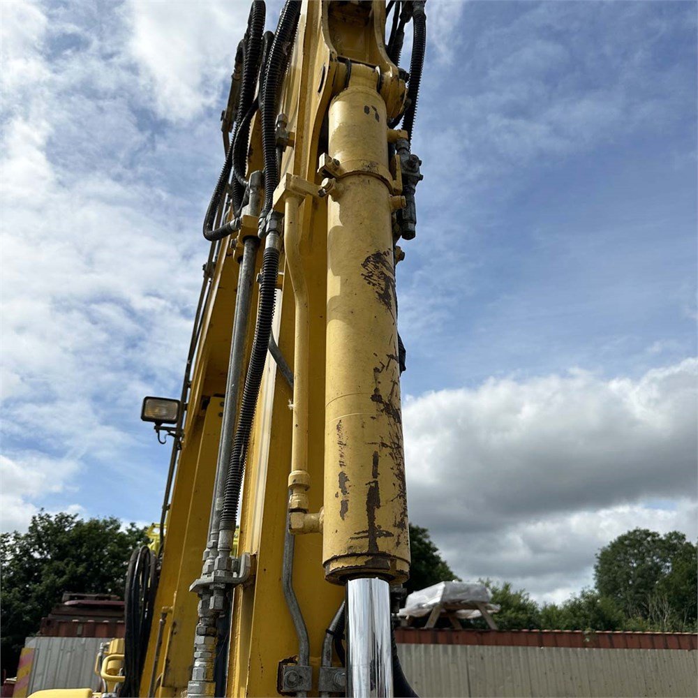 komatsu pc88mr 8 8t8 5 250 h 2014