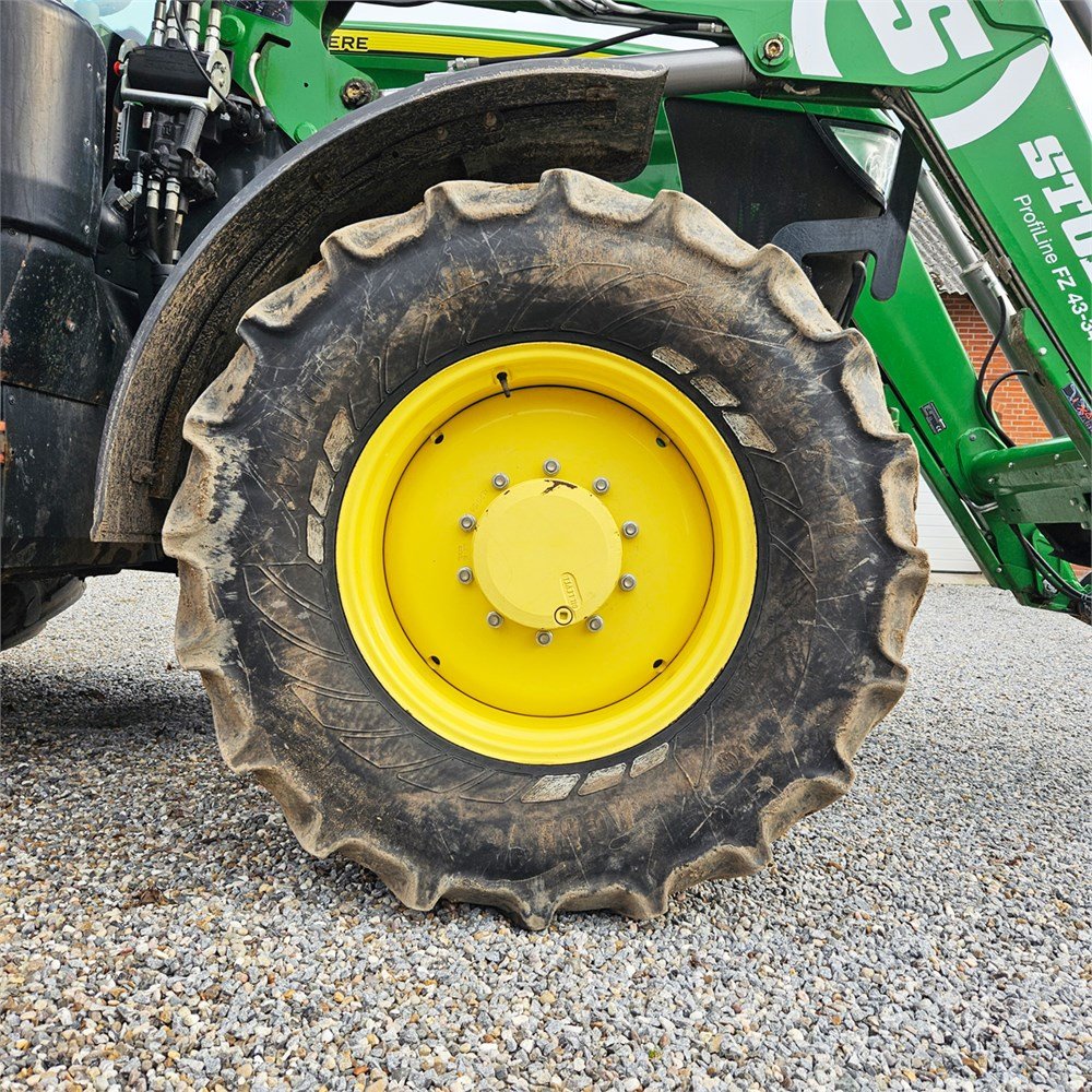 john deere 6155m – 155 ch – 2018 – 2 975 h + chargeur frontal stoltz profil fz 43