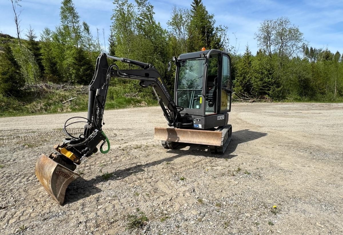 volvo ecr25d 2t7 891 h 2017