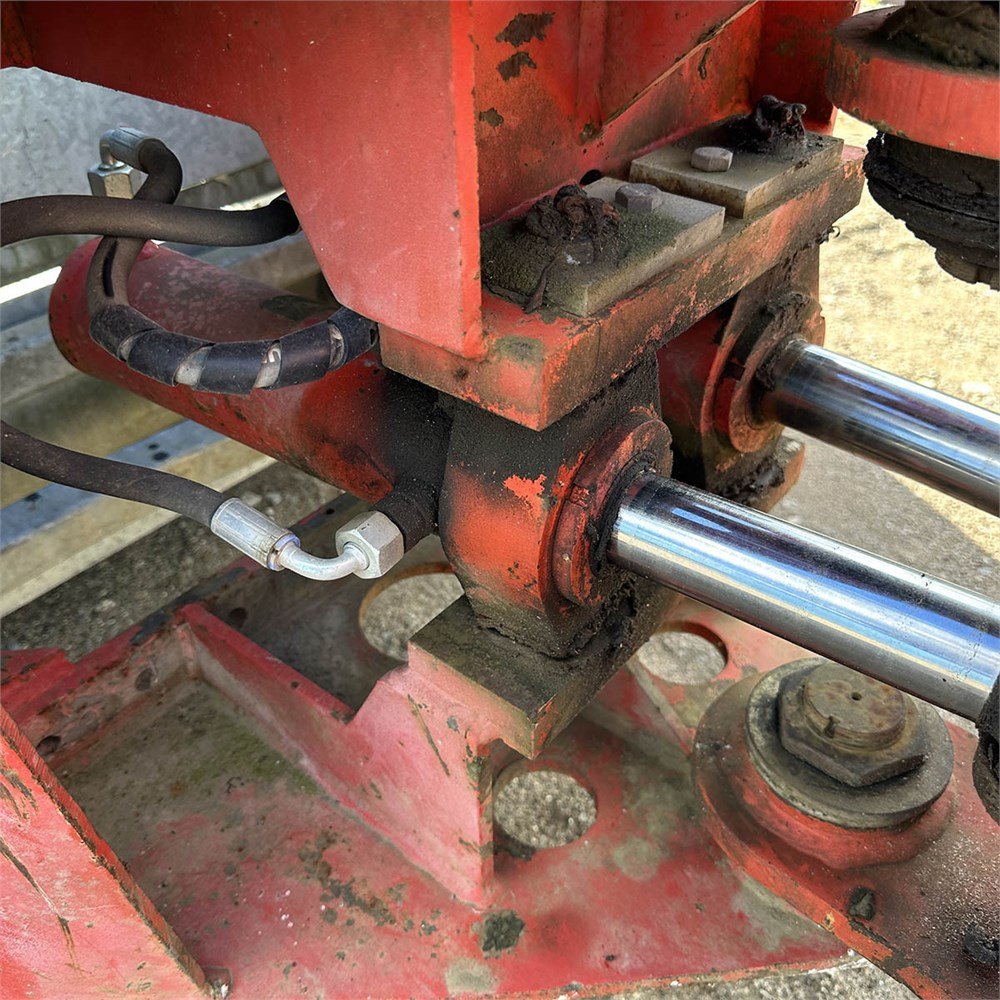 manitou mt 1740 – 17 m – 6 407 h – 2004